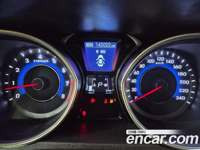 Hyundai Avante MD Premier, 2012 7