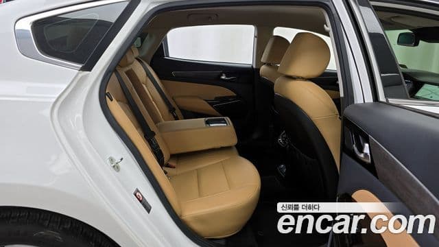 Kia K7 Premier гибрид Noblesse, 2020 12