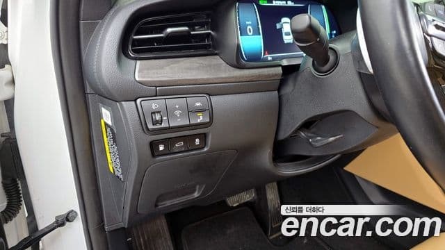 Kia K7 Premier гибрид Noblesse, 2020 17