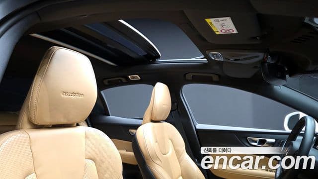 Volvo S60 3세대 T5 Inscription, 2020 20