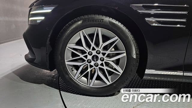 Genesis G80 (RG3) бензин 2.5 турбо 2WD, 2026 все фото