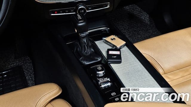 Volvo XC60 2세대 T6 Inscription, 2019 9