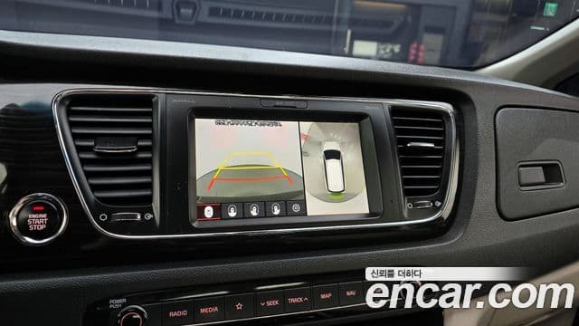 Kia The / новый New Carnival Special, 2019 16