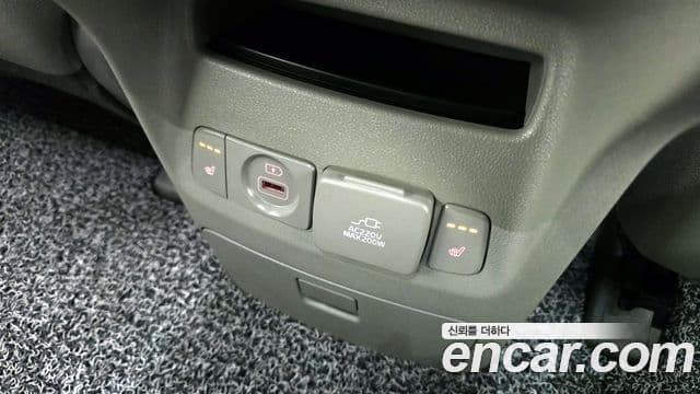 Kia The / новый New Carnival Special, 2019 17