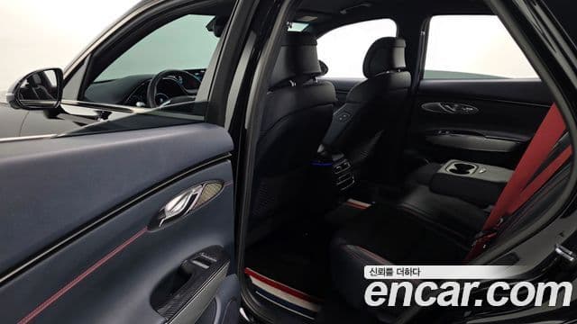 Genesis GV70, 2021 12