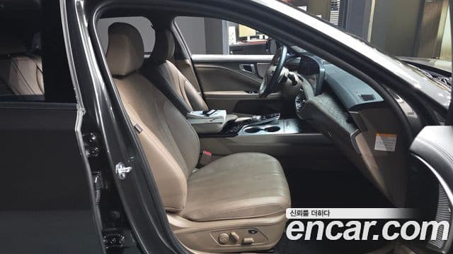 Kia K8 гибрид Noblesse, 2023 11