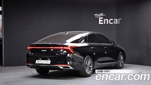 Kia K8 гибрид Noblesse, 2022 2