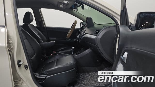 Kia All New Morning Luxury, 2015 10