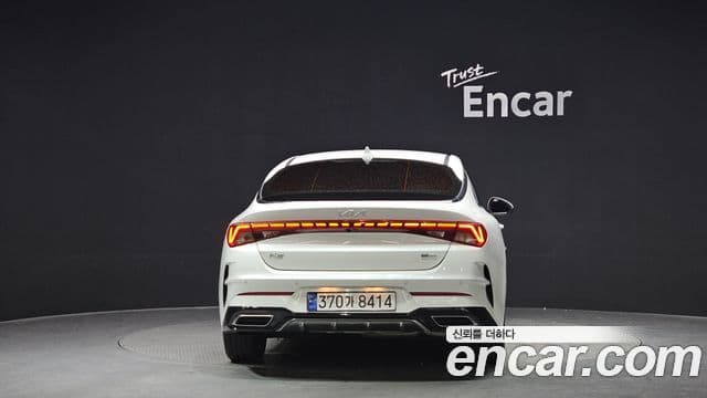 Kia K5 гибрид 3세대 Signature, 2022 4