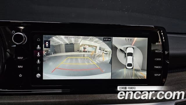 Kia K5 гибрид 3세대 Signature, 2022 15