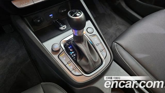 Hyundai The / новый New Kona Modern, 2022 9