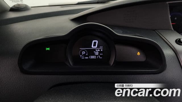 KG모빌리티(SsangYong) Korando 투리스모 4WD RT 9인승, 2014 8