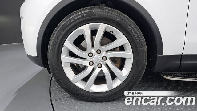 Land Rover Discovery 5 3.0 TD6 HSE, 2018 все фото