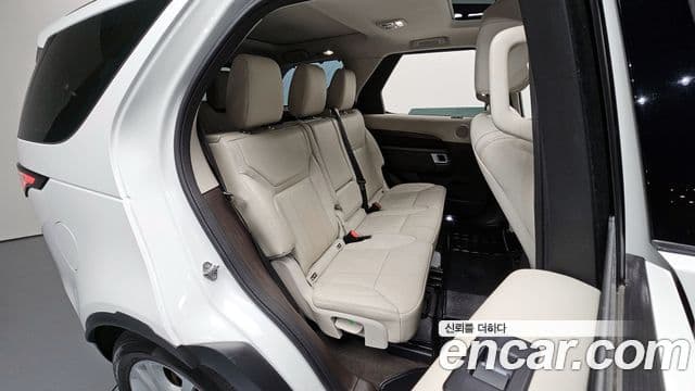 Land Rover Discovery 5 3.0 TD6 HSE, 2018 12