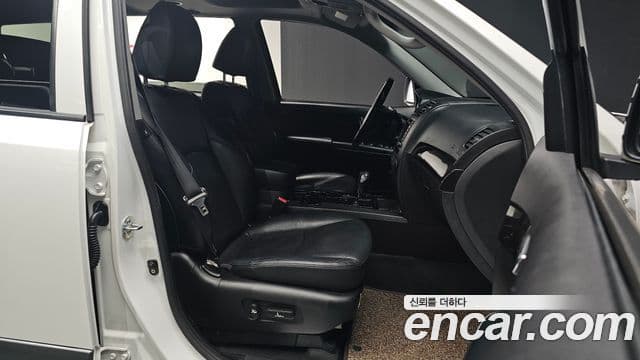 Kia Mohave 4WD KV300, 2014 10