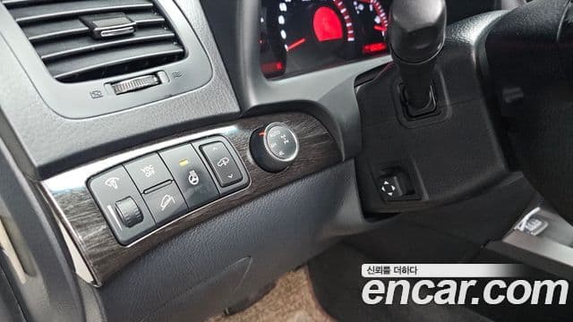 Kia Mohave 4WD KV300, 2014 18