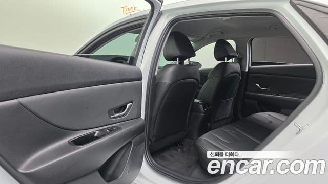 Hyundai Avante (CN7) Inspiration, 2023 17