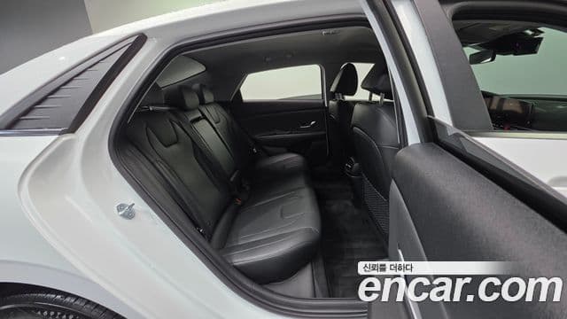 Hyundai Avante (CN7) Inspiration, 2023 19