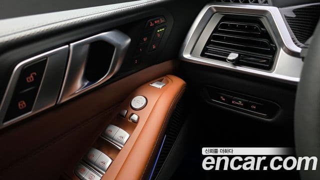 BMW X7 (G07) xDrive 40i M Sport 6인승, 2025 18
