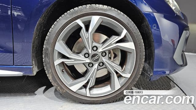 Audi A3 (8Y) Premium, 2023 все фото