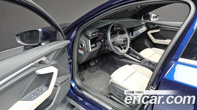 Audi A3 (8Y) Premium, 2023 10