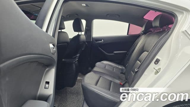 Kia The / новый New K3 Style, 2018 12