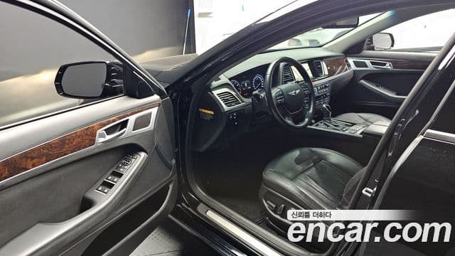 Hyundai Genesis DH Modern, 2016 10