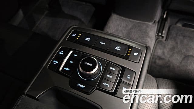 Hyundai Genesis DH Modern, 2016 18