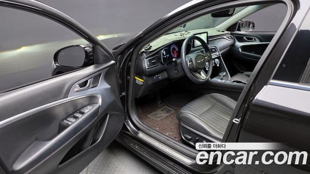 Genesis G70 Elite, 2019 11