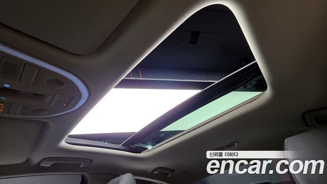 Genesis G70 Elite, 2019 19