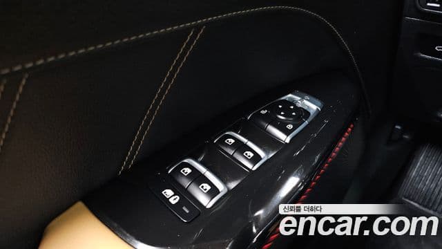 Kia K5 3세대 Signature, 2021 12