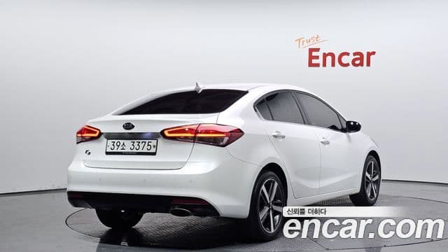 Kia The / новый New K3 Style, 2018 2