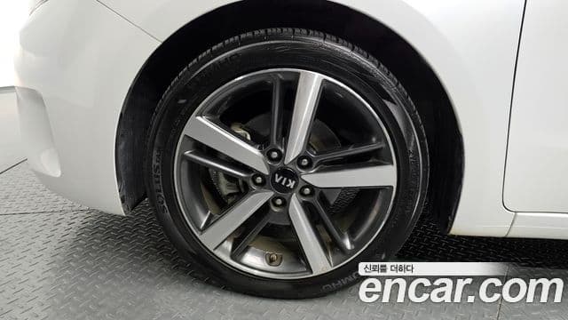 Kia The / новый New K3 Style, 2018 все фото