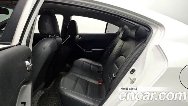 Kia The / новый New K3 Style, 2018 20