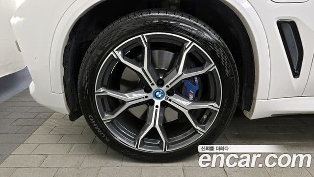 BMW X5 (G05) xDrive 45e M Sport, 2022 все фото