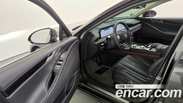 Genesis G80 (RG3) бензин 2.5 турбо AWD, 2026 10