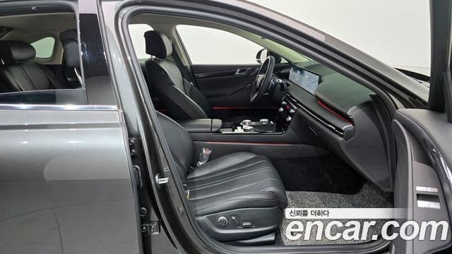 Genesis G80 (RG3) бензин 2.5 турбо AWD, 2026 11