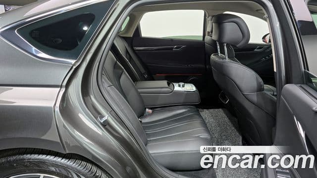 Genesis G80 (RG3) бензин 2.5 турбо AWD, 2026 12