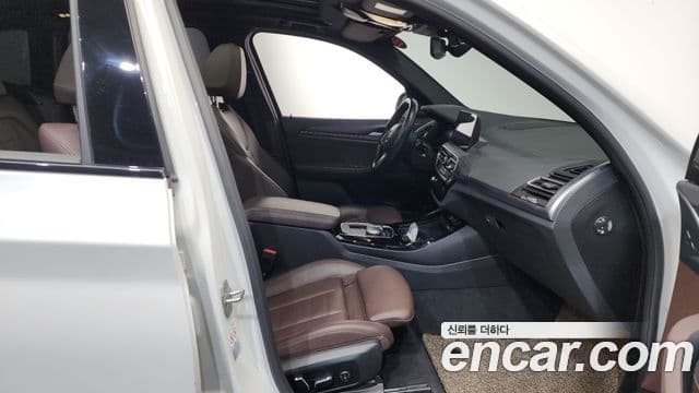 BMW iX3 M Sport, 2024 11