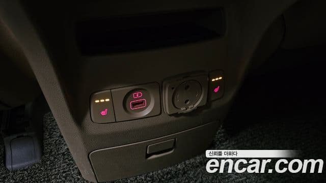 Kia All New Carnival Prestige, 2018 19