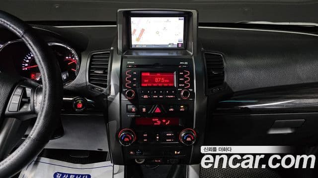 Kia Sorento R топовая версия, 2011 16