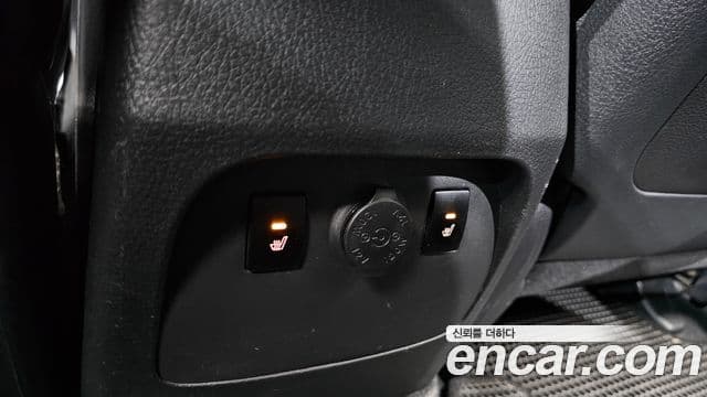 Kia Sorento R топовая версия, 2011 19