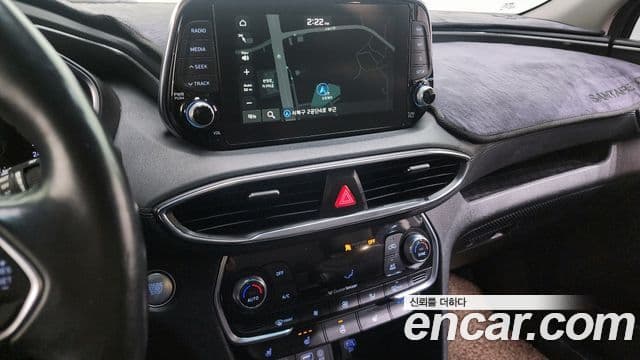 Hyundai Santa Fe TM Exclusive, 2020 17