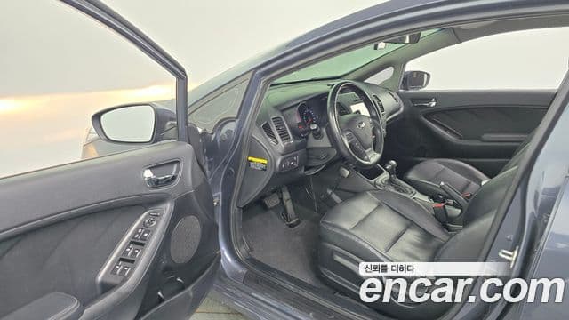 Kia K3 Prestige, 2014 10