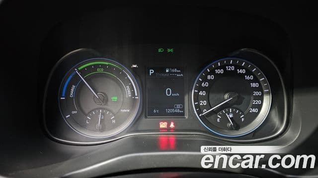 Hyundai Kona гибрид Special, 2020 8