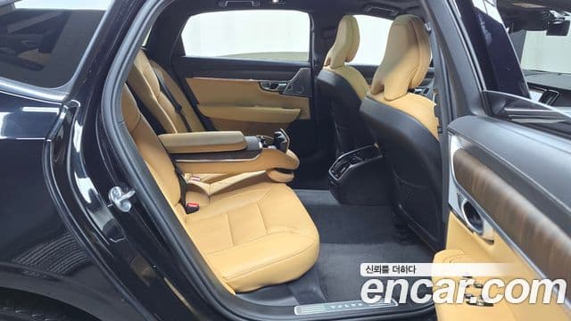 Volvo S90 B5 Ultimate Bright, 2023 12