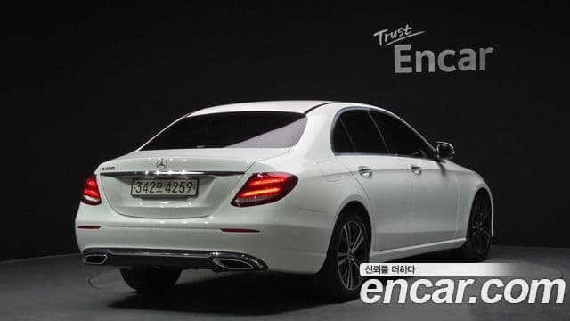 Mercedes-Benz E-класс W213 Avantgarde, 2020 2