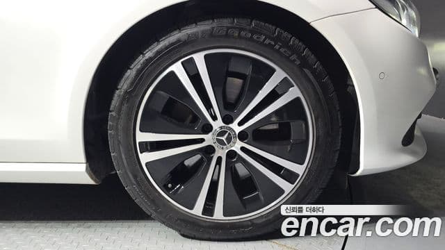 Mercedes-Benz E-класс W213 Avantgarde, 2020 все фото