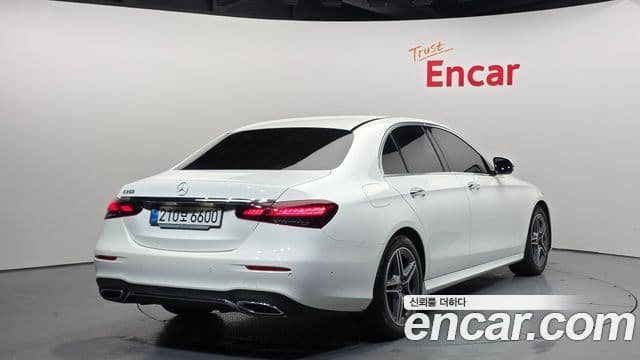 Mercedes-Benz E-класс W213 AMG Line, 2023 2