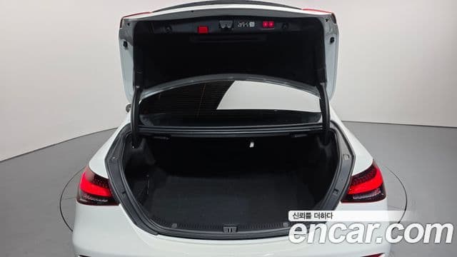 Mercedes-Benz E-класс W213 AMG Line, 2023 20